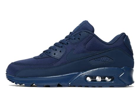 navy blue nike air max.